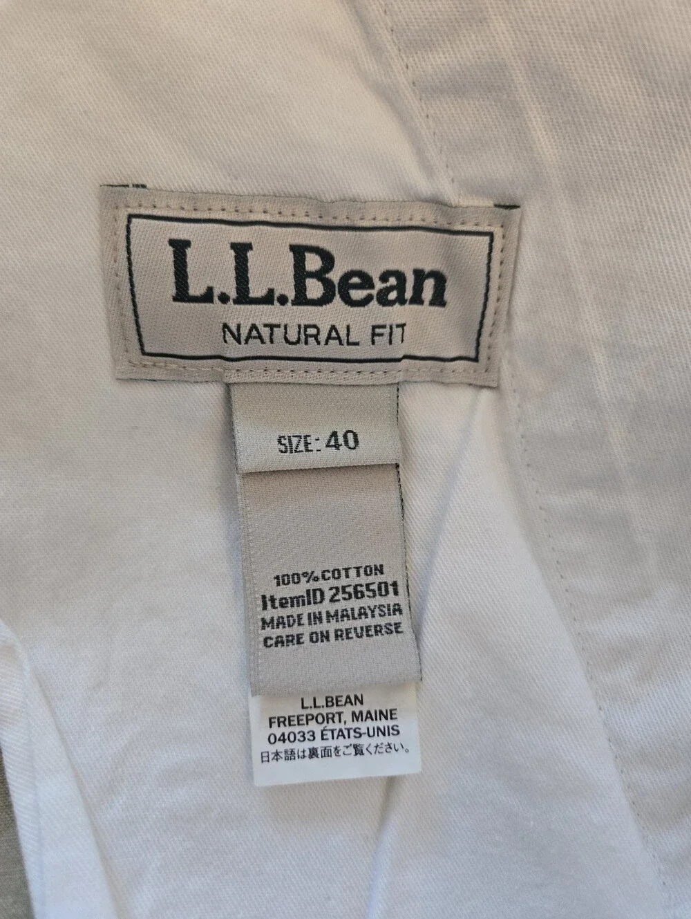LL Bean Natural Fit 100% Cotton Cargo Shorts – Khaki – Men’s Size 40